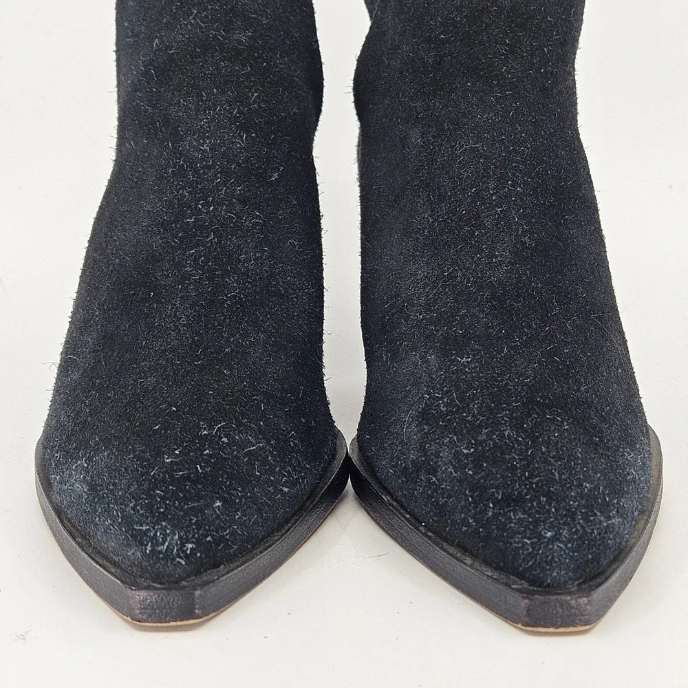 Vince Camuto Bibestie Black Suede Cutout Ankle Boots Block Heel Rear Zip Size 8M